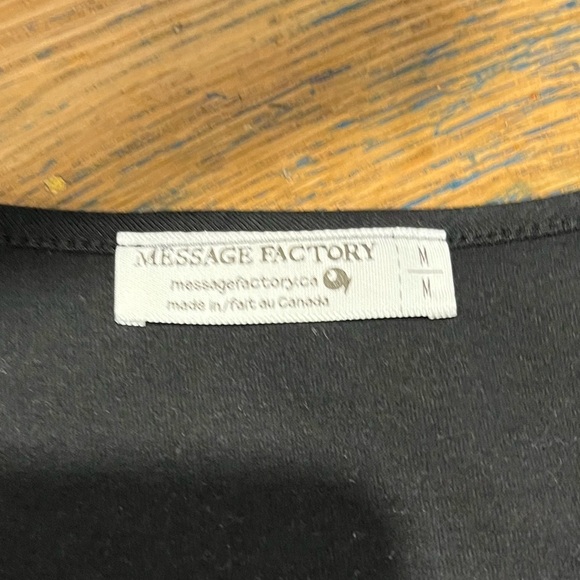 Message Factory – Black Graphic Tunic Tee (Size M) - Picture 2 of 8